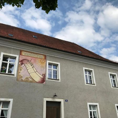 65Qm Wohnung Klosterblick Im Historischen Pfarrhaus Pielenhofen Dış mekan fotoğraf